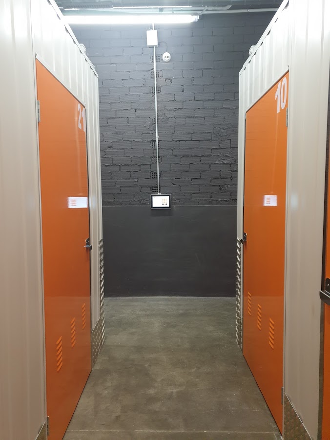 Instalación de trasteros inteligentes Drop Point Systems