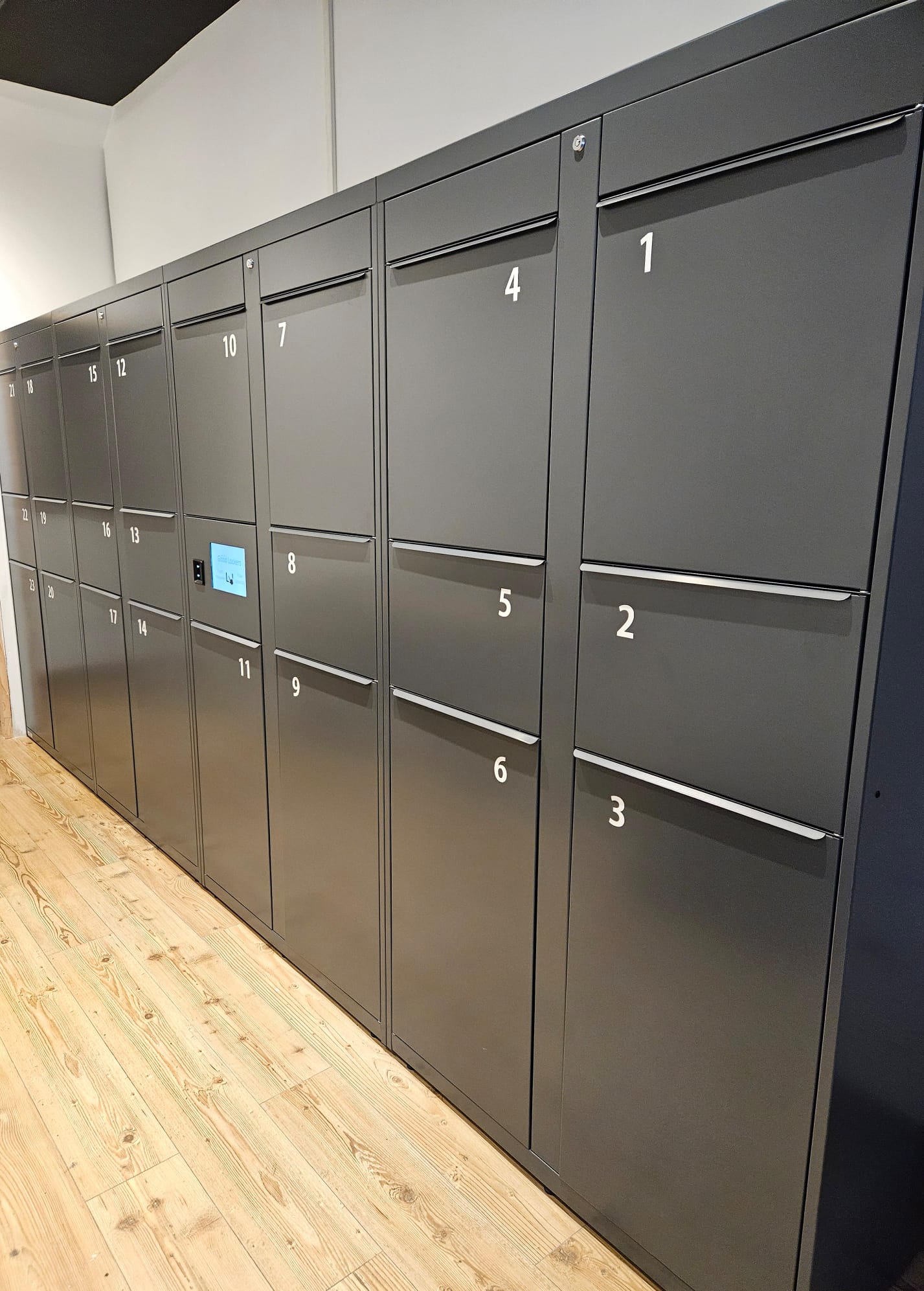 Segovia Good Lockers