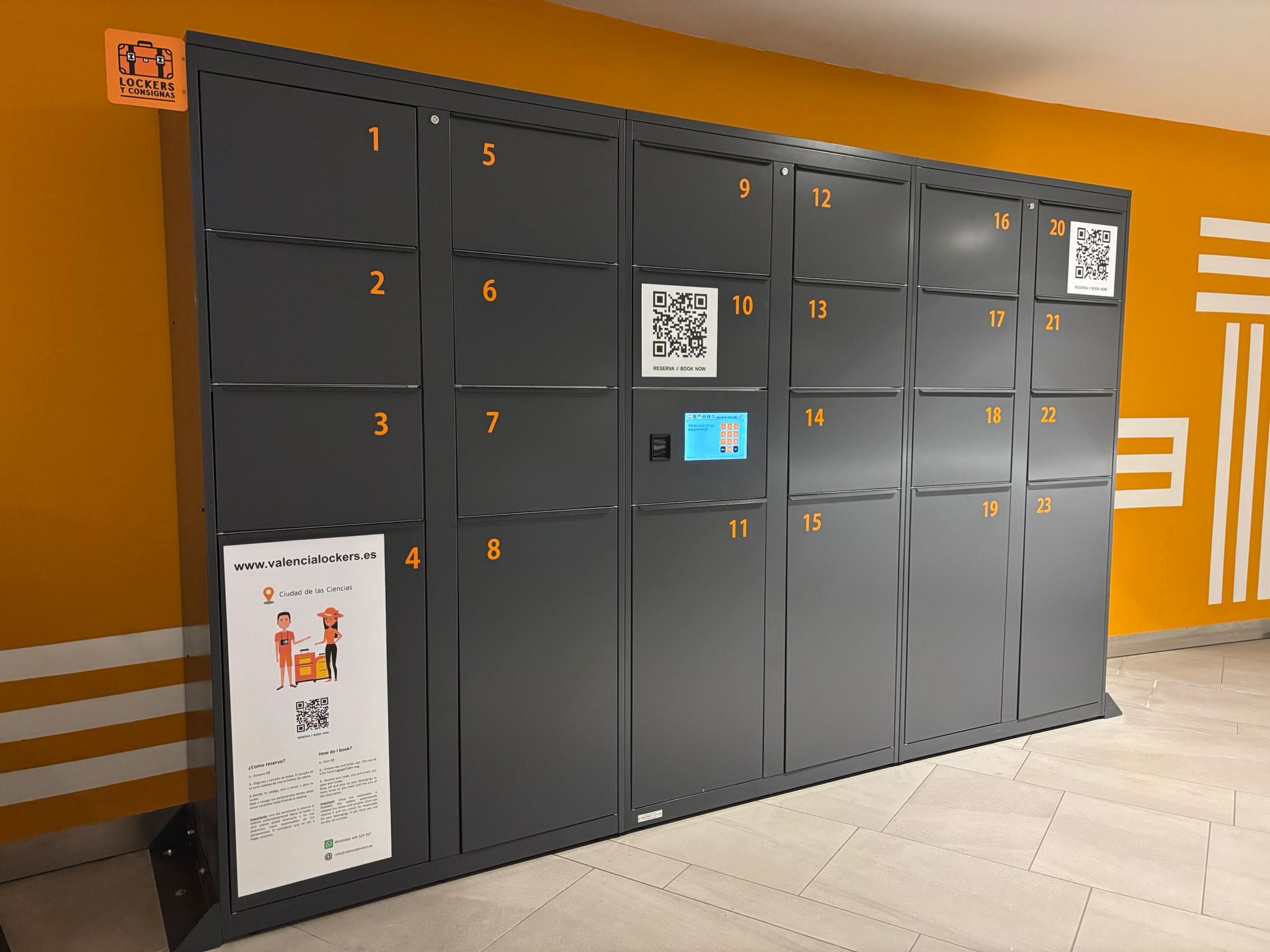 Taquillas de Valencia Lockers en la Ciudad de las Ciencias, en el centro comercial El Saler