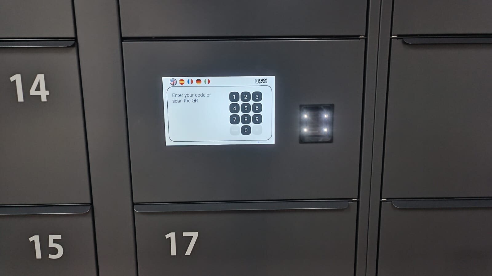 Pantalla de la consigna de Easy Locker Córdoba